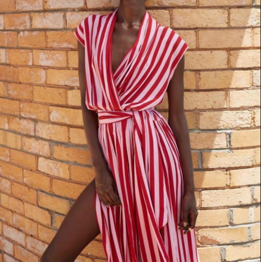 ISO State of Georgia The Point Dress in Whippy Pink - Picture 6 of 13
